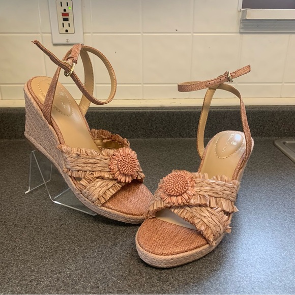 New Bandolino Women's Krista Espadrille Flower Detail Wedge Sandals Size 8 - Picture 2 of 9